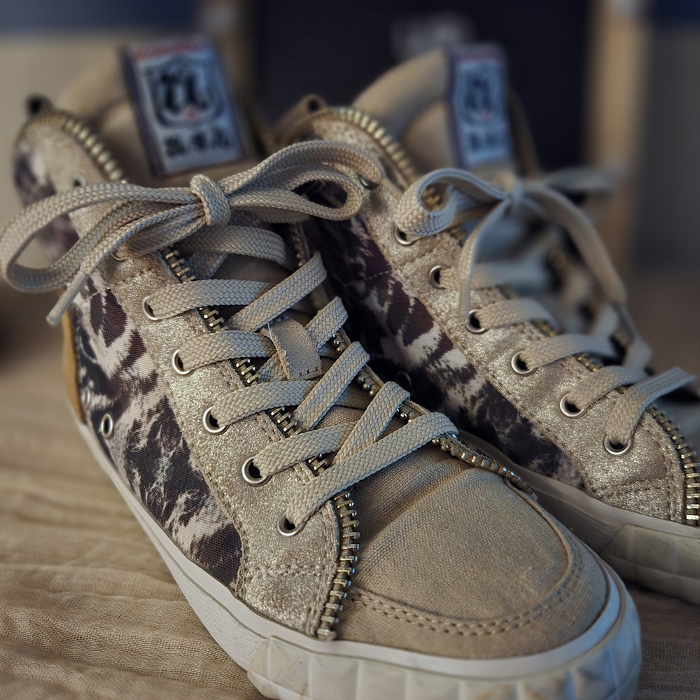 Ash Beige and Brown Sneakers